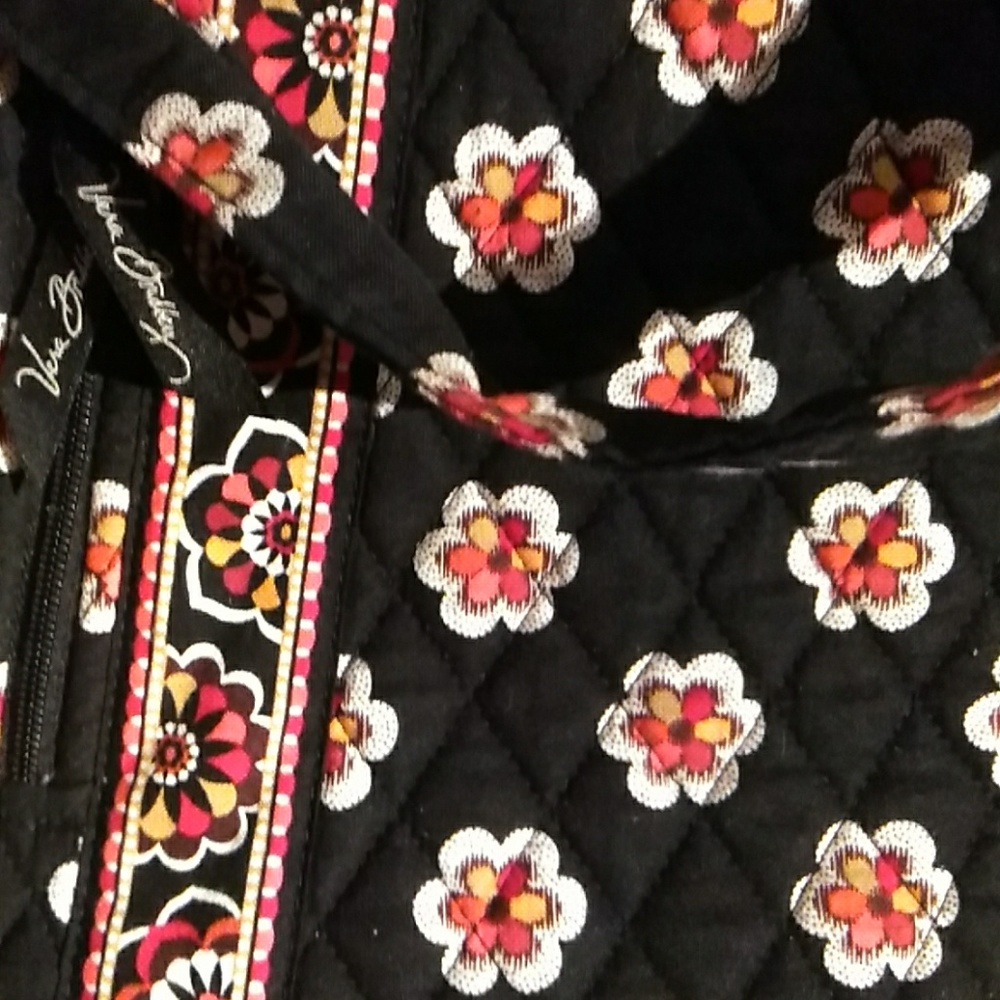 Vera Bradley Black White Red Khaki &Yellow Purse - Picture 2 of 8